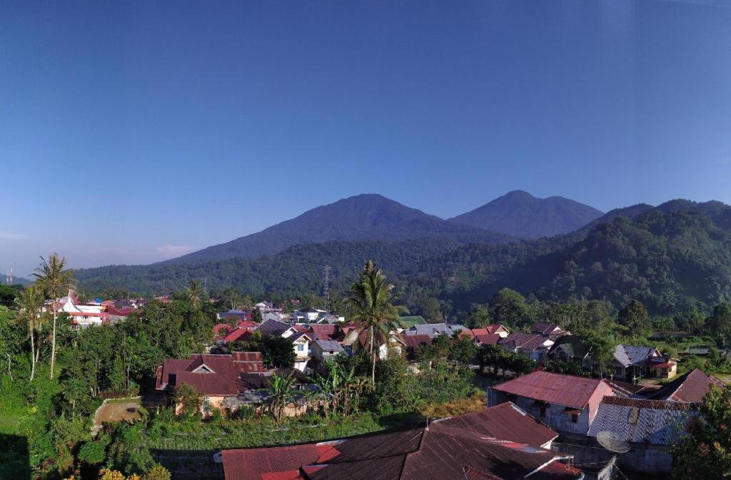 Rangkayobasa Hotel Padang Panjang Bukittinggi Extérieur photo