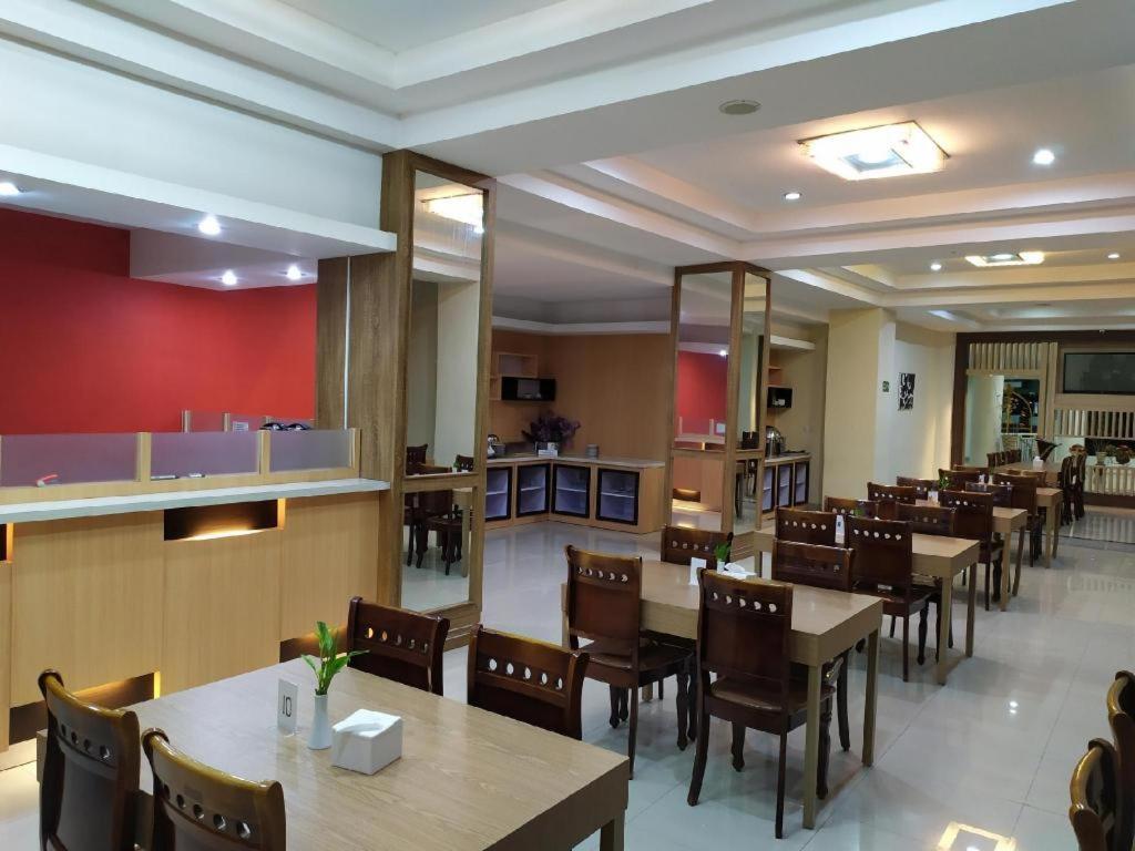 Rangkayobasa Hotel Padang Panjang Bukittinggi Extérieur photo